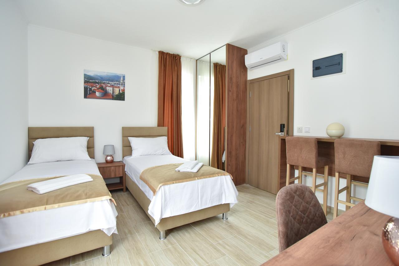 Apartment L Palace Budva Exterior photo